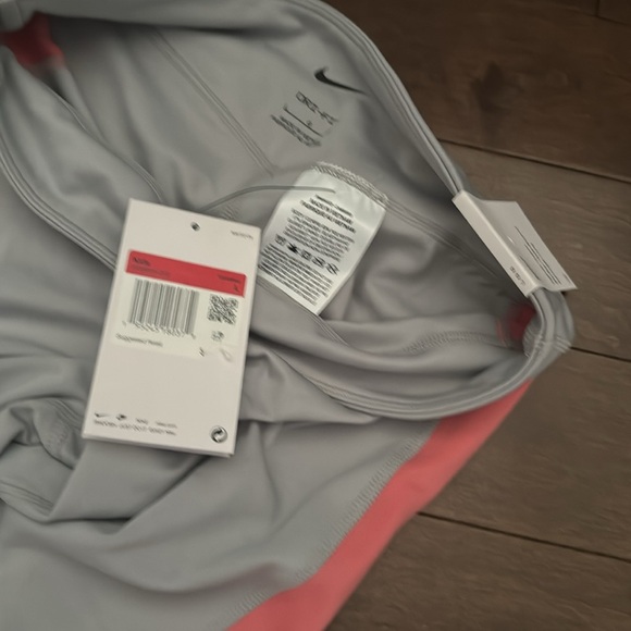 2 pair of Nike leggings! Size youth Large - Picture 4 of 7